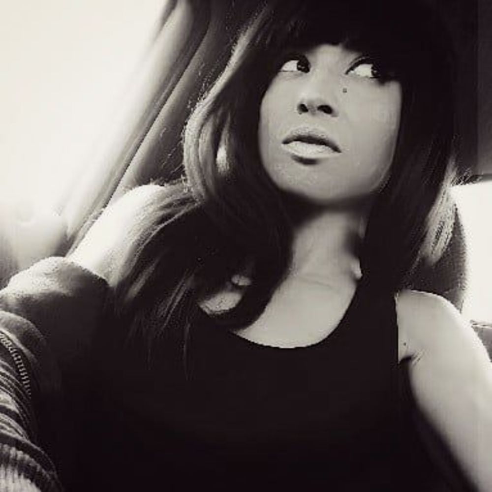 Meet your Posher, Alma